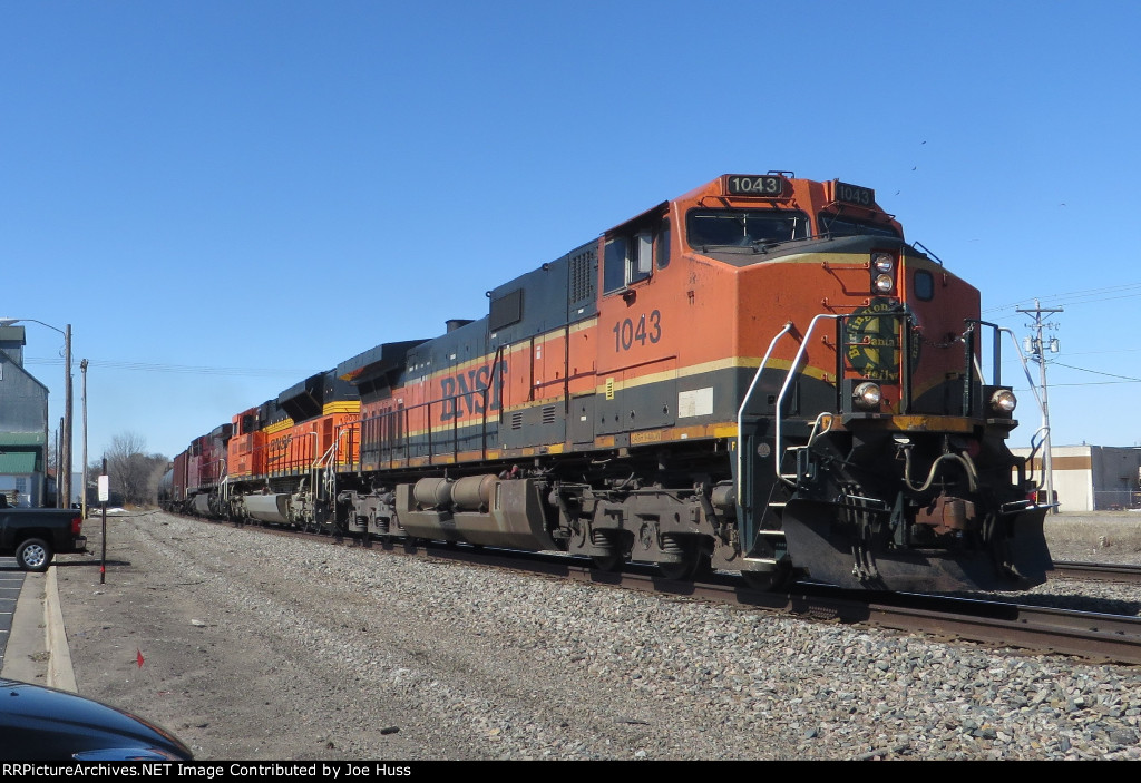 BNSF 1043 East